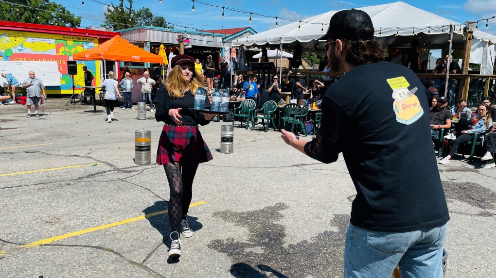 Ethel’s tray race in Waterloo [Video]