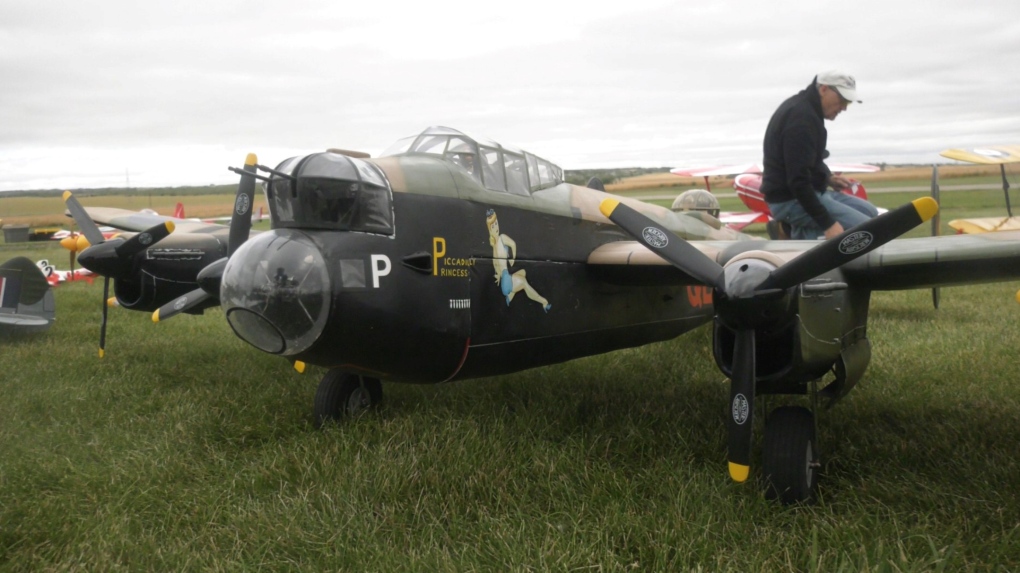 Saskatoon RC planes take to the skies [Video]