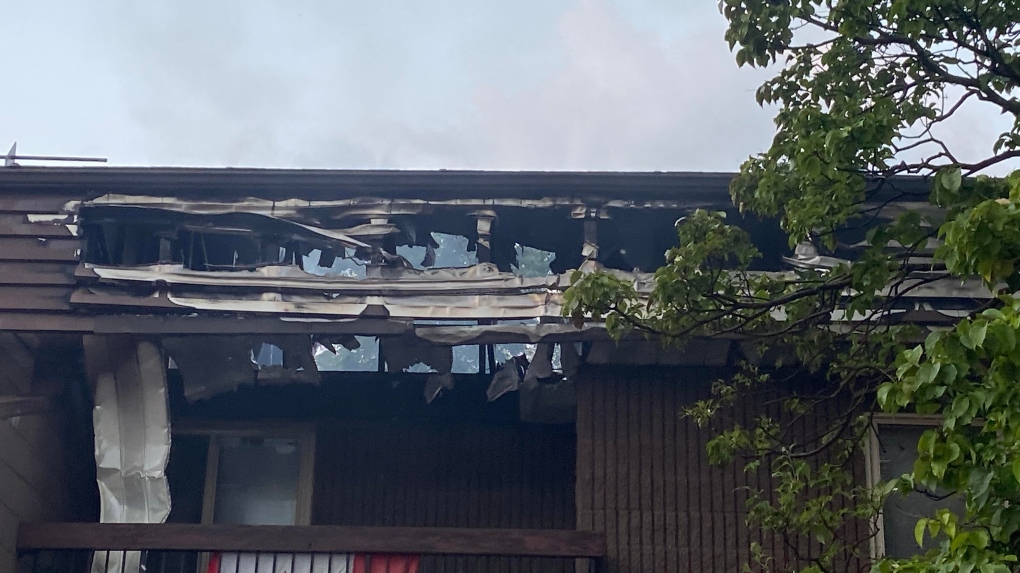 Tenants displaced after Chatham residential fire [Video]