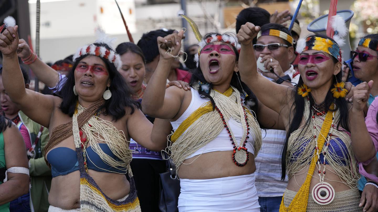 Ecuador’s citizens voted to stop oil drilling in heart of Amazon. A year later, it hasn’t happened  WSOC TV [Video]