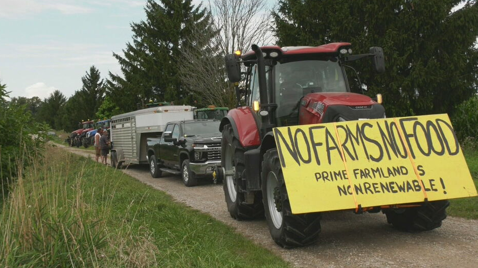 Farmers plan parade to protest Wilmot land acquisition [Video]