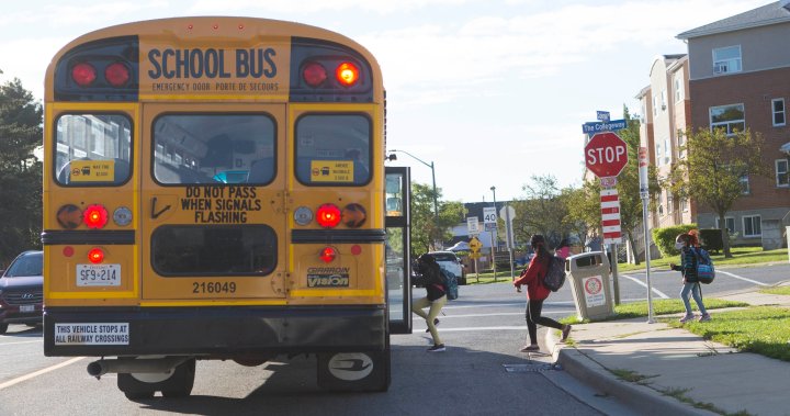 Driver dispute could leave students at 2 Ontario school boards without transport [Video]