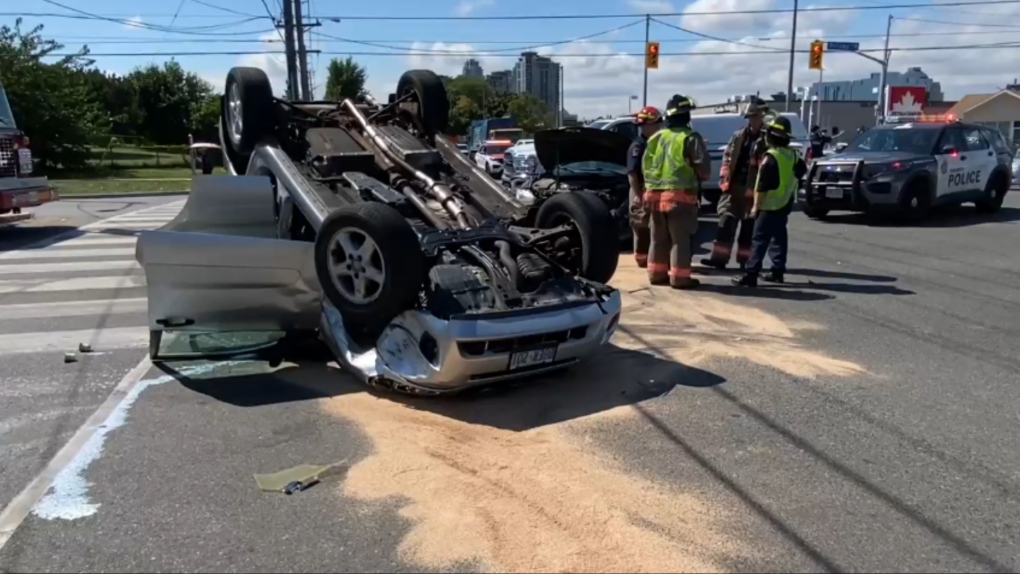 Scarborough collision injures 2 | CTV News [Video]