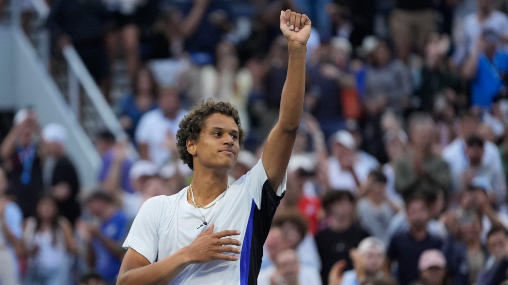 Canada’s Gabriel Diallo into U.S. Open third round [Video]