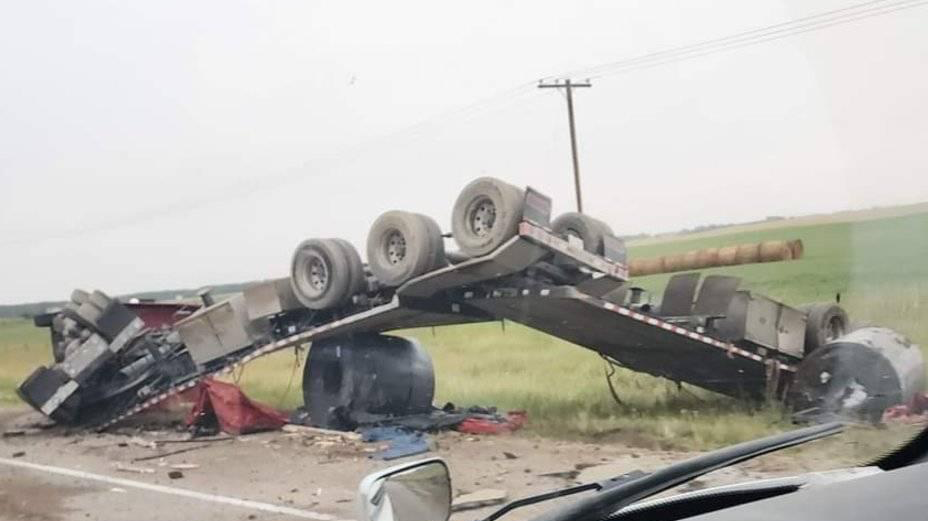 RCMP investigating after semi rollover northwest of Saskatoon [Video]