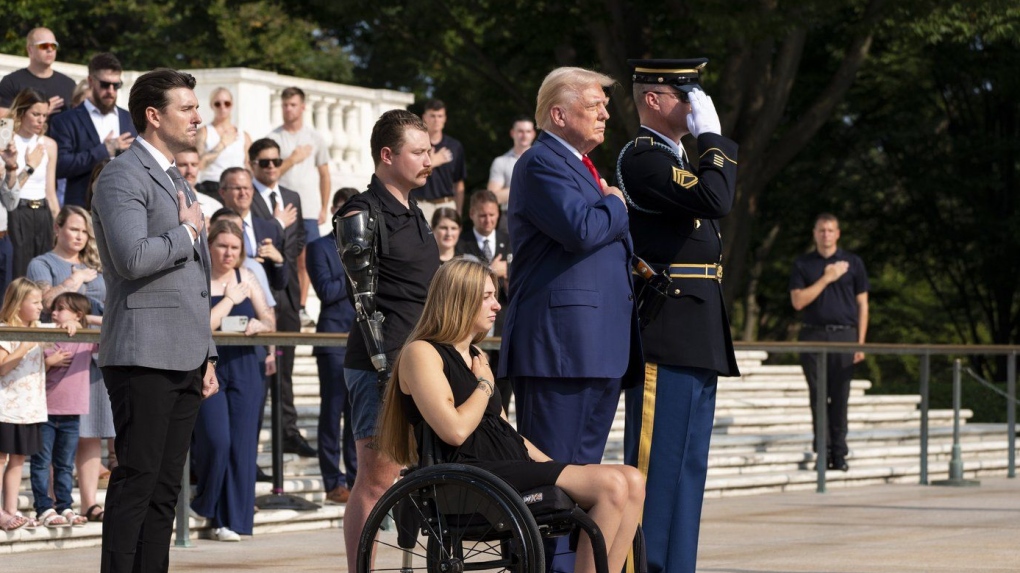 Donald Trump issues statement from Gold Star families defending Arlington event [Video]