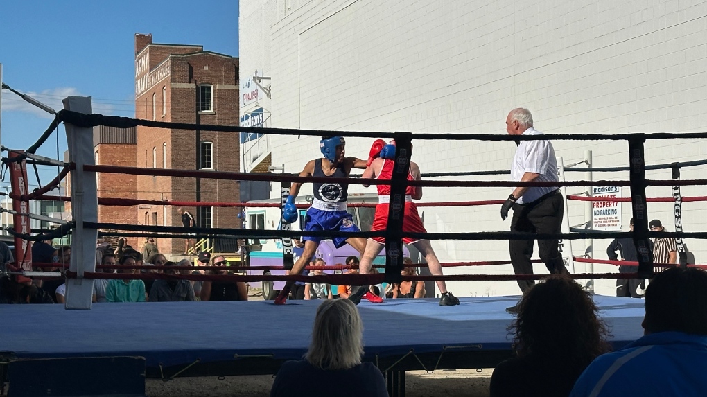 Prairie boxers compete in amateur boxing exhibition [Video]