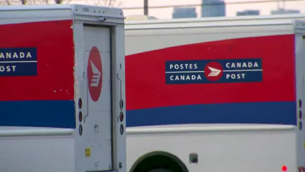 Canada Post faces critical juncture amid mounting losses [Video]