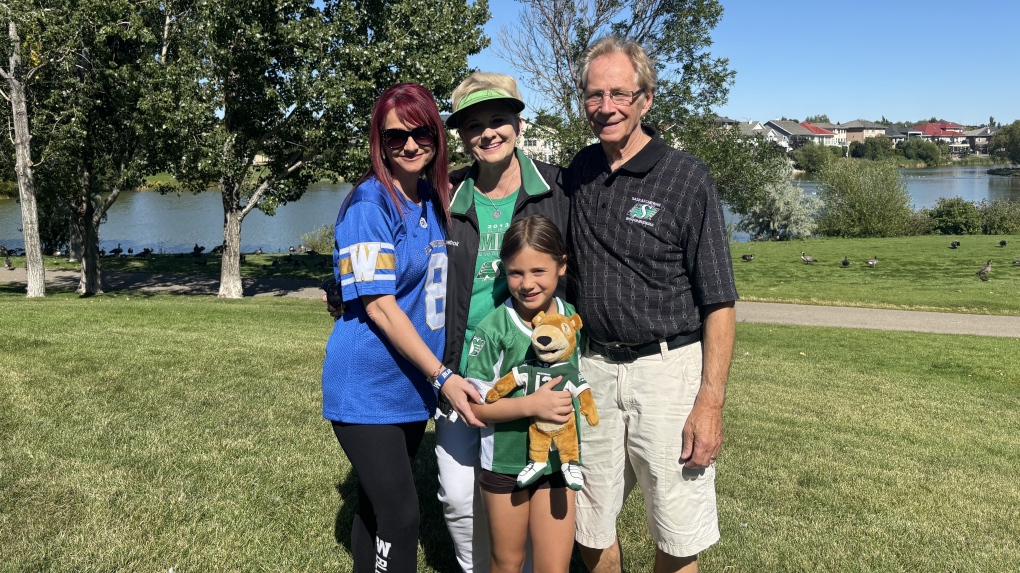 Labour Day Classic reunites former Blue Bomber cheerleader with family in Sask. [Video]