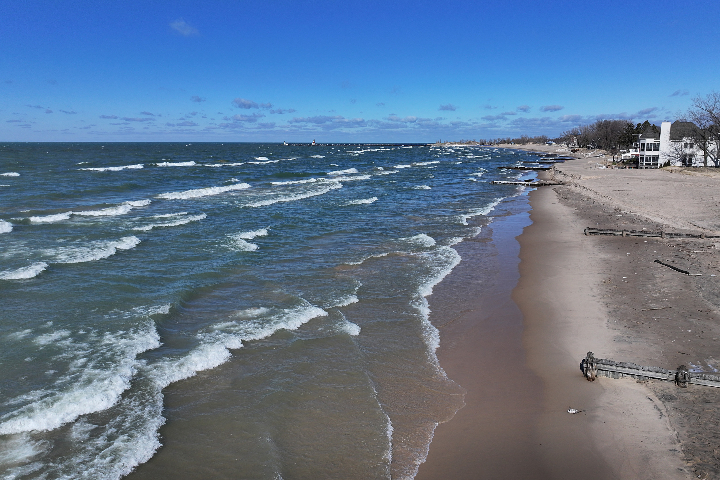 Labor Day Warning As Lake Michigan Goes Deadly: ‘Yes, It Can Happen to You’ [Video]