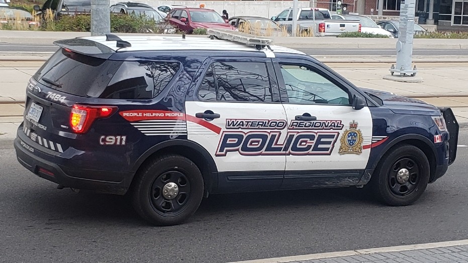 Man arrested after weapons reported in Kitchener [Video]