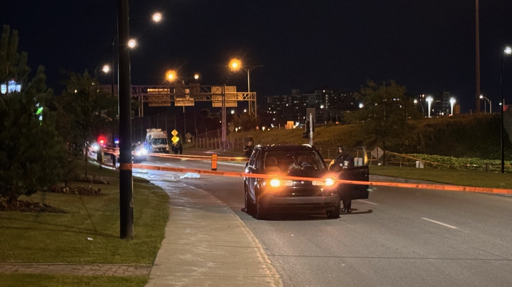 Teen dies after being struck by vehicle in Anjou [Video]