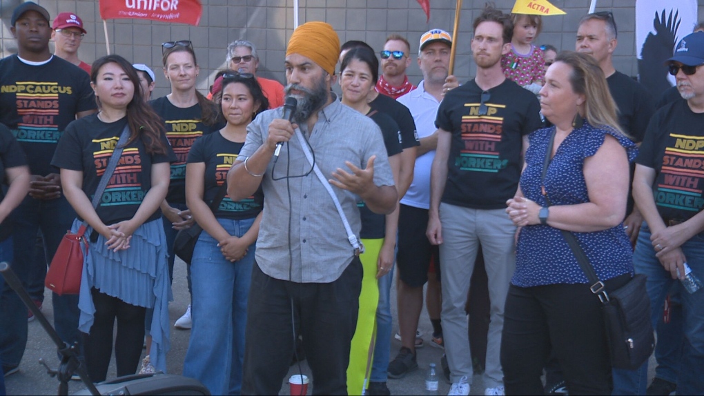 Jagmeet Singh attends Winnipeg Labour Day rally [Video]