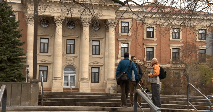 Never gets old: Manitoba students pour into universities as orientation begins – Winnipeg [Video]