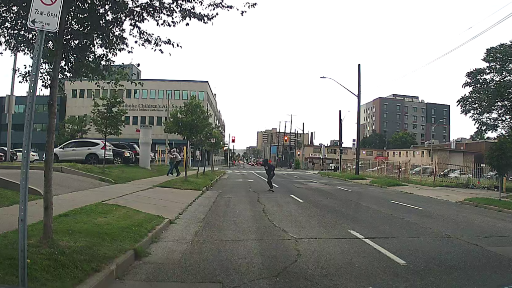 Daytime shootout in Hamilton captured on video