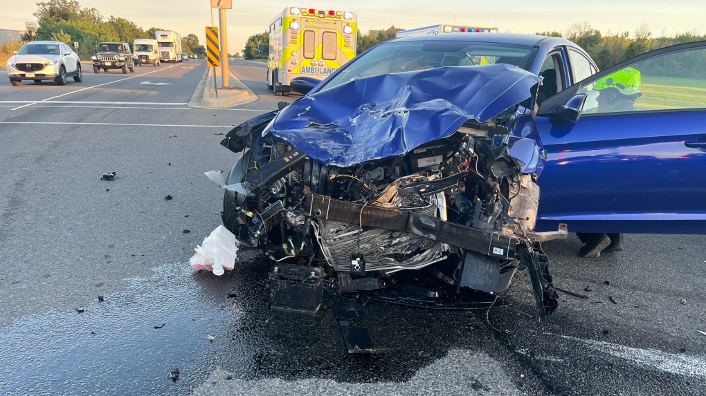 Two vehicle collision in east London sends three to hospital [Video]