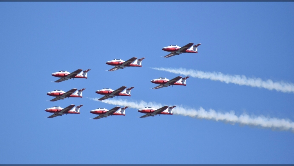 Snowbirds, UK Red Arrows fly over Ottawa Wednesday [Video]