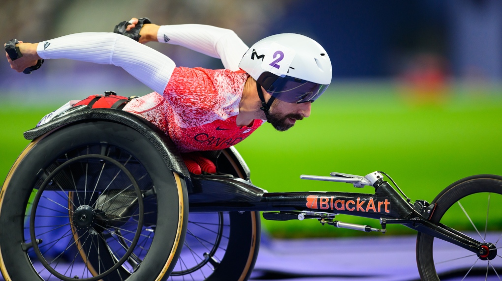 Golden again, Canadian wheelchair racer Brent Lakatos back atop the Paralympic podium [Video]