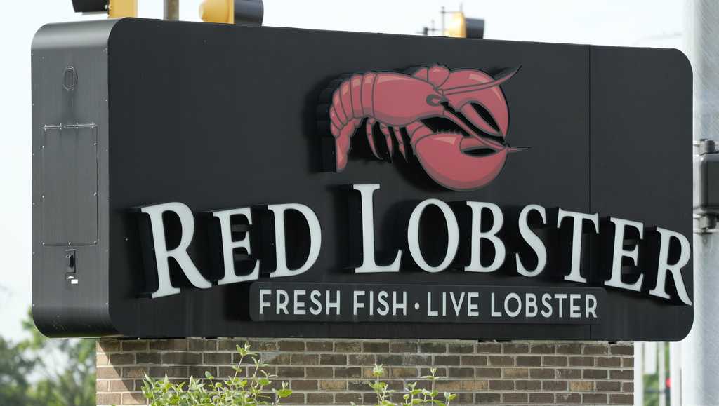 Red Lobster says it will soon exit bankruptcy protection after judge approves seafood chain’s sale [Video]