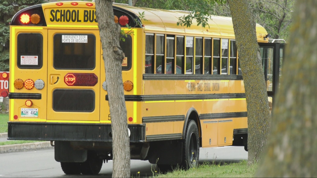 Pembina Trails School Division bus app glitches on first day of school [Video]