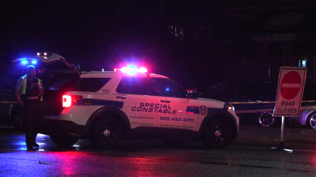 Pedestrian struck by vehicle in Mississauga critically injured [Video]