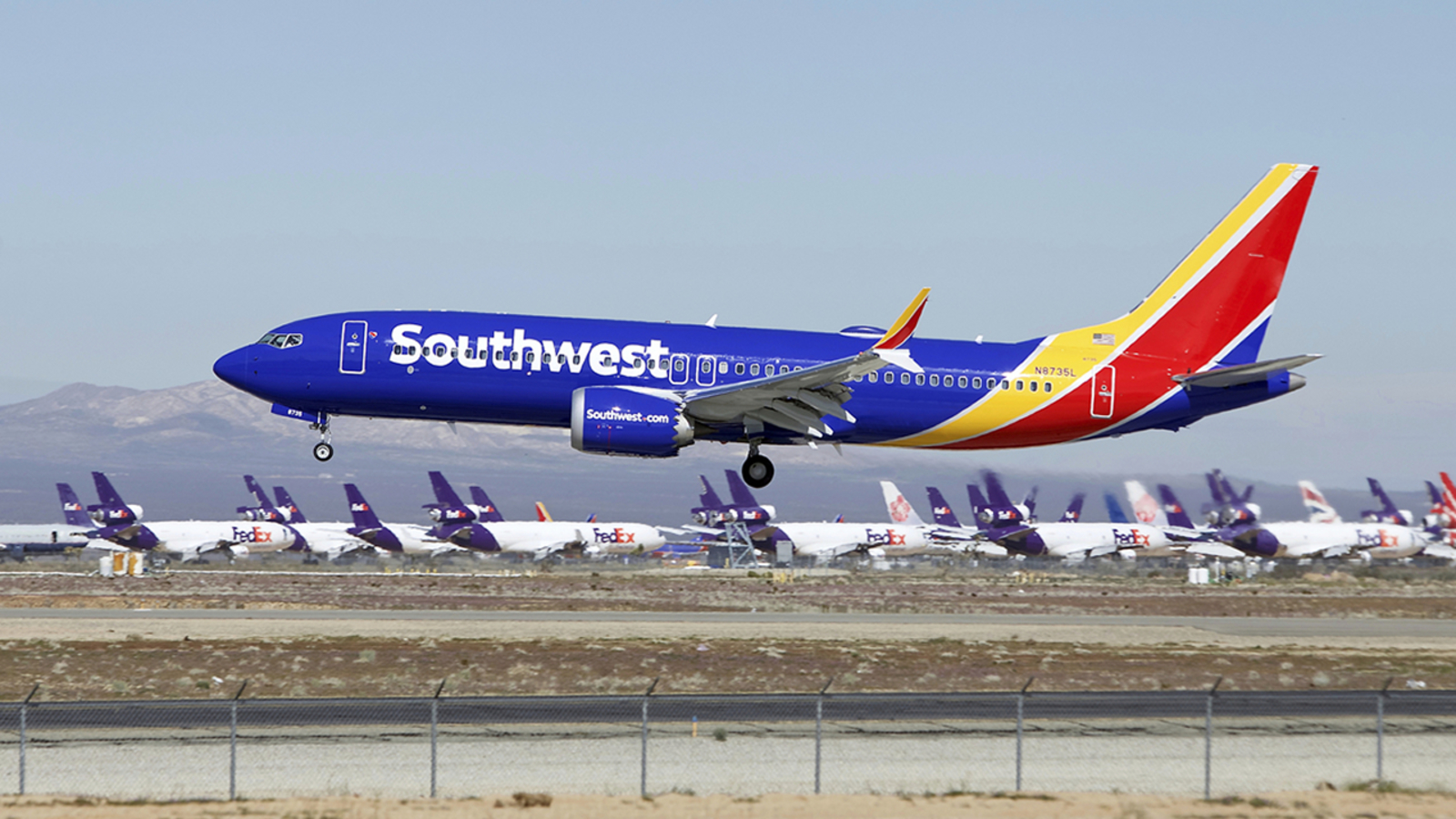 Southwest Boeing 737 Max 9: SFO-bound flight diverted to Ontario International Airport airport after faint smell of smoke detected [Video]