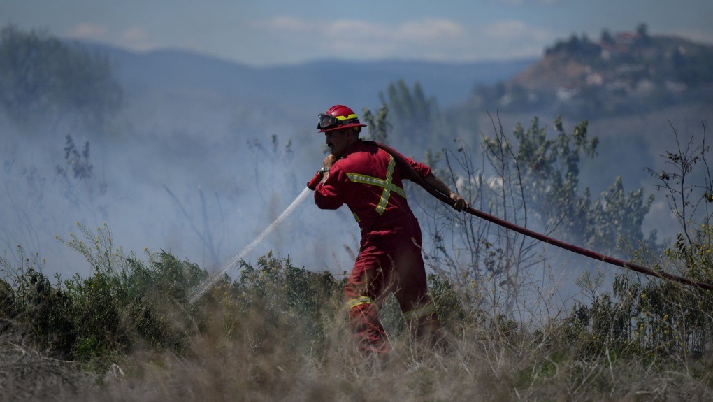 B.C. wildfires: Air quality advisory issued in central, northeastern province [Video]