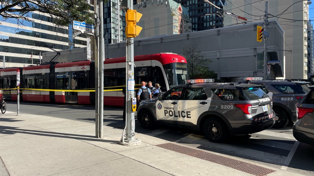 Man stabbed on TTC streetcar in downtown Toronto [Video]