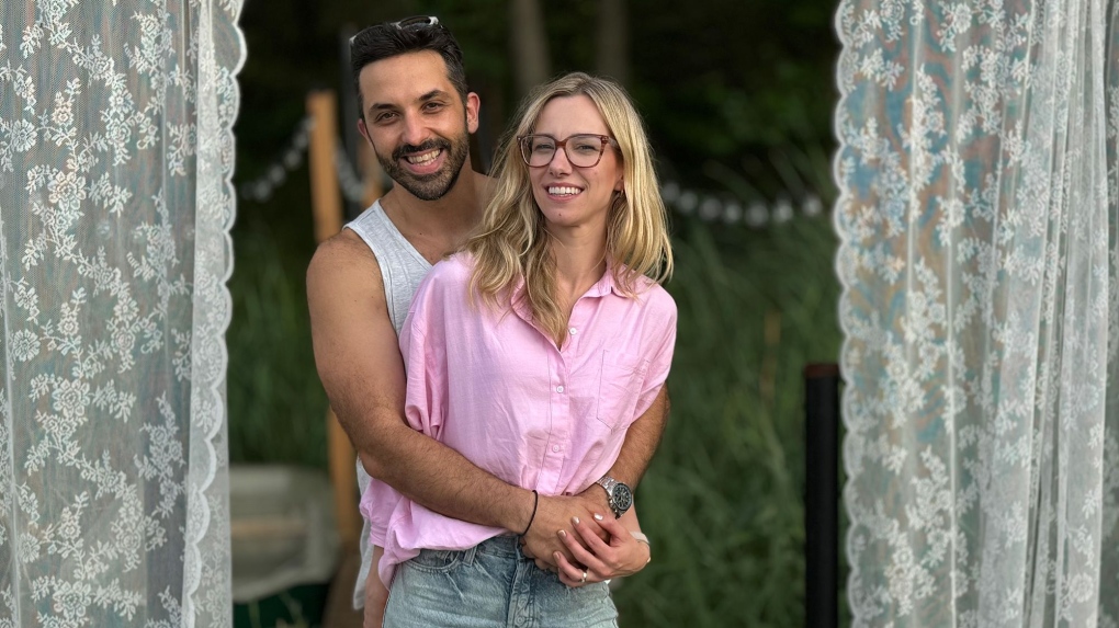 This couple reconnected a decade after teenage romance [Video]