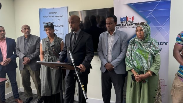 Somali community feeling ‘betrayed’ after 5 Black officers wiretapped [Video]