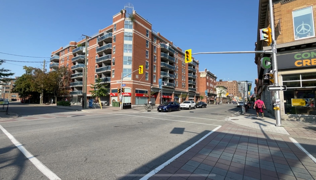 Bank Street stabbing: Man found with non-life-threatening wounds in Centretown [Video]