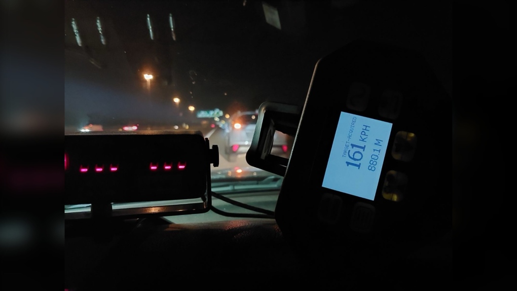 American driver stopped speeding 161 km/h on Hwy. 417 in Ottawa [Video]