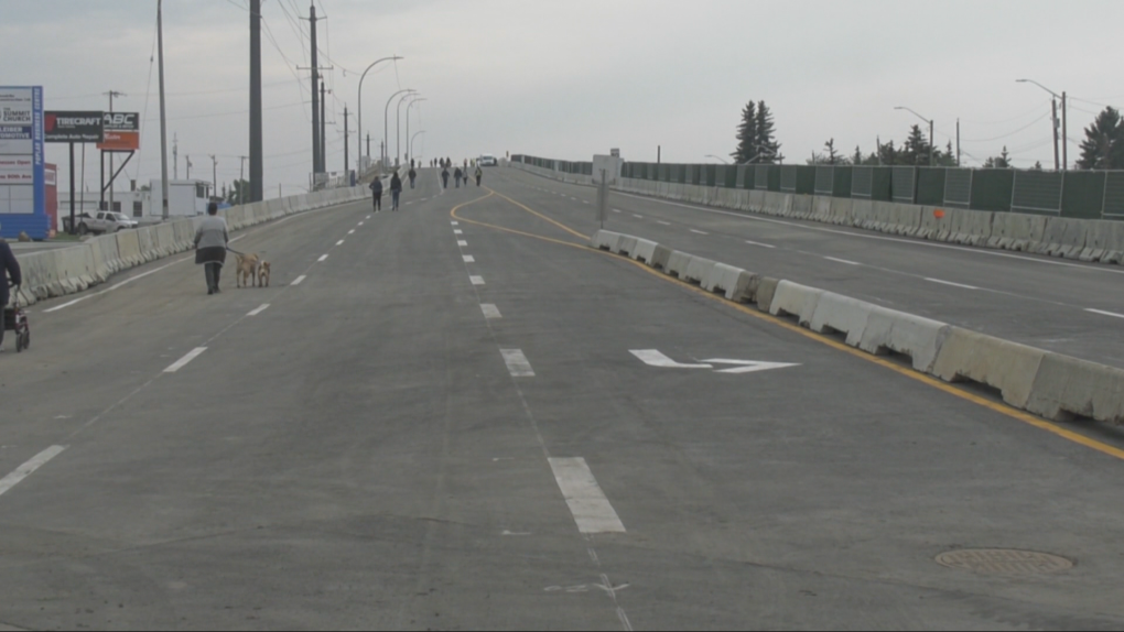 New Edmonton overpass over train line partially open [Video]