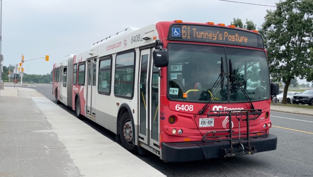 OC Transpo U-Pass still having problems, schools say [Video]