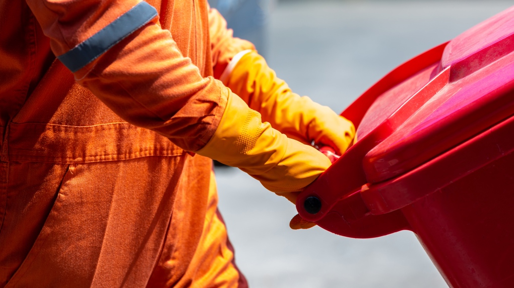 Chemical spill at Owen Sound Public Works yard [Video]