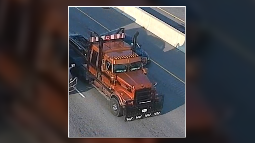 Ottawa OPP looking to speak with driver of transport truck who failed to remain on scene following collision on Highway 417 [Video]