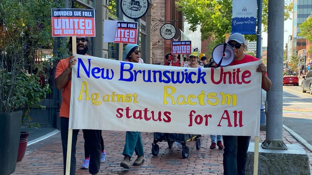 Moncton joins in demonstrations for migrant rights [Video]