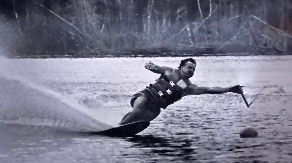 75-year-old Quebec water-skier, a world champion [Video]