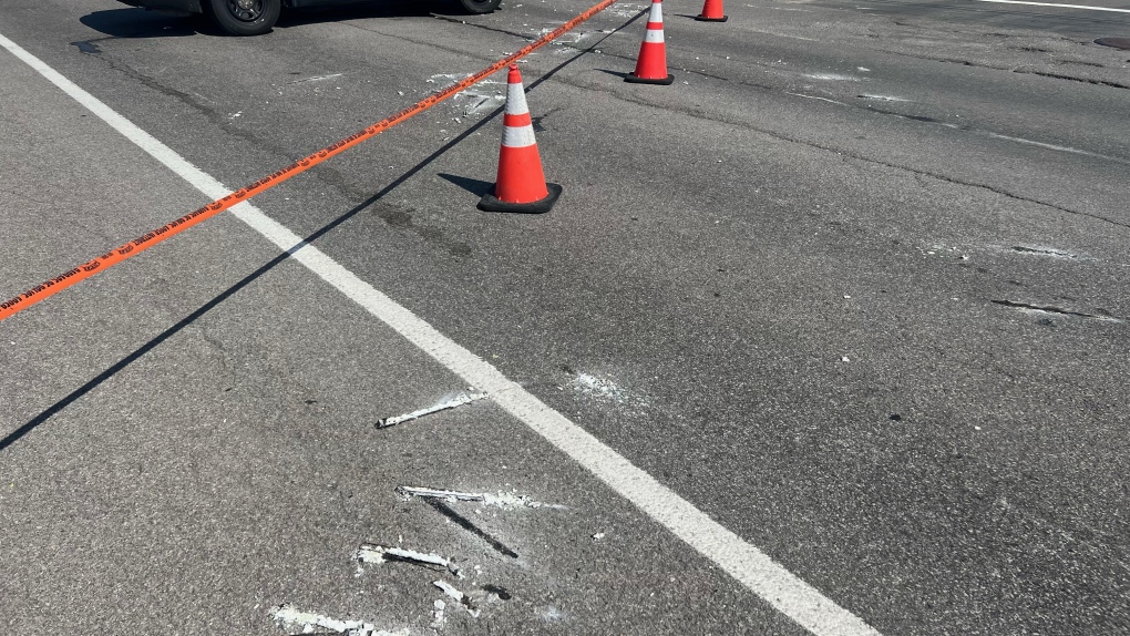 Gatineau police say pedestrian fatally struck by vehicle Saturday night [Video]