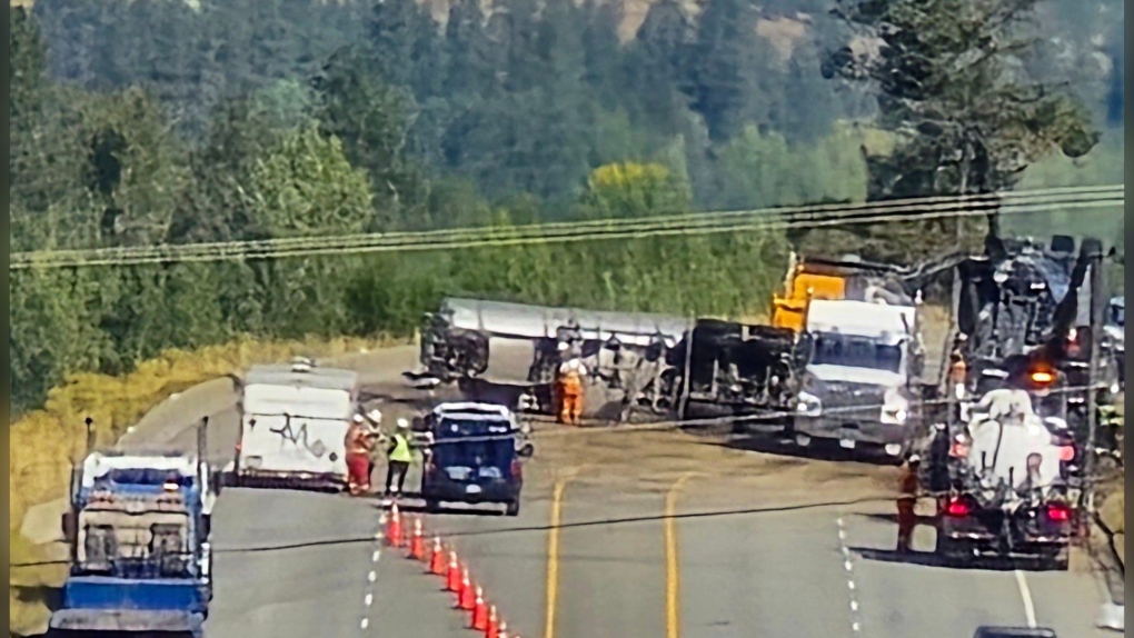 B.C. roads: Highway 5 closed north of Kamloops [Video]