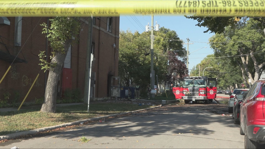 Winnipeg police investigating fire as homicide after two people die in hospital [Video]