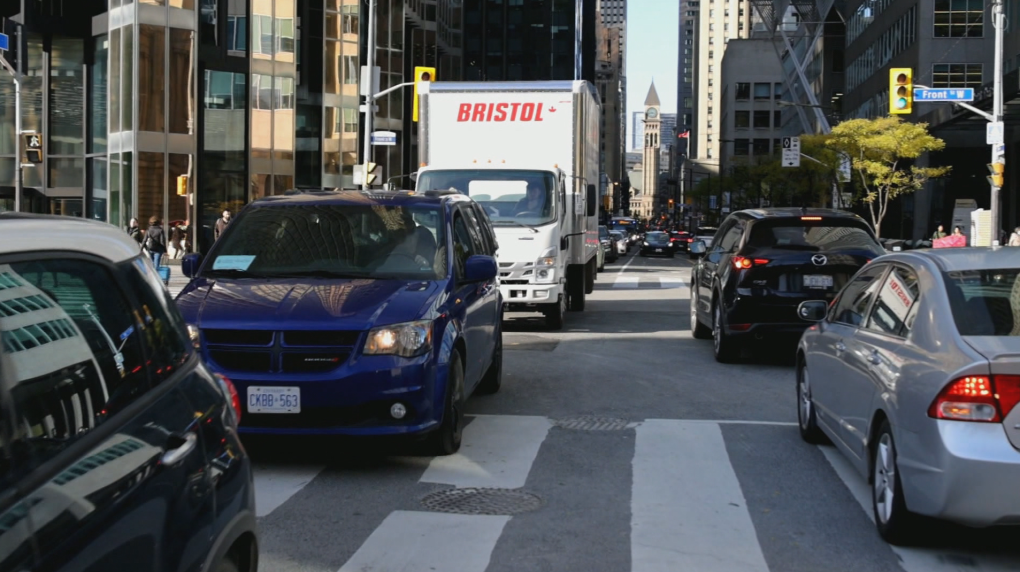 Steeper fines for Toronto drivers blocking intersections [Video]