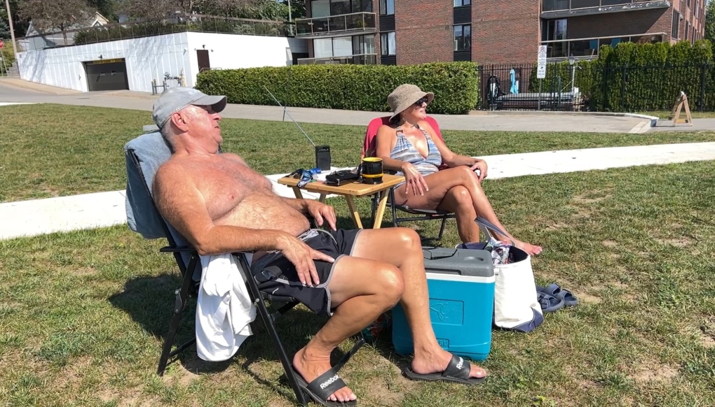 Brockville residents enjoying late summer heatwave [Video]