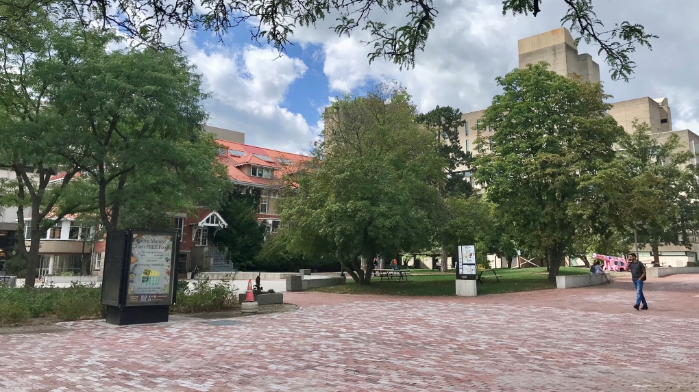 Two men face weapons charges after gun pulled out on U of G campus [Video]