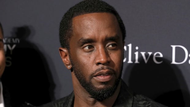 Sean (Diddy) Combs pleads not guilty to sex trafficking, racketeering charges [Video]