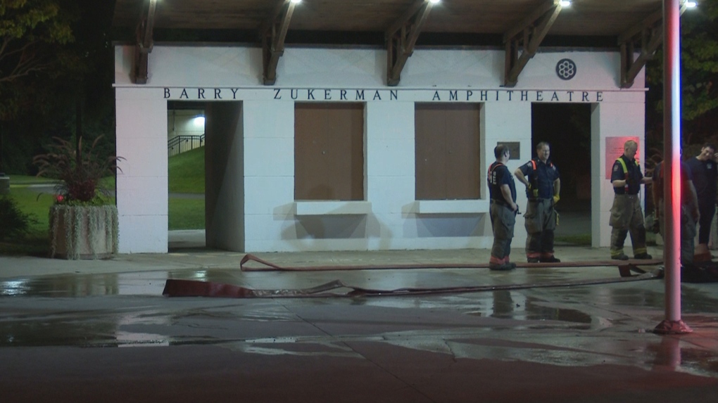 Amphitheatre at North York park catches fire [Video]