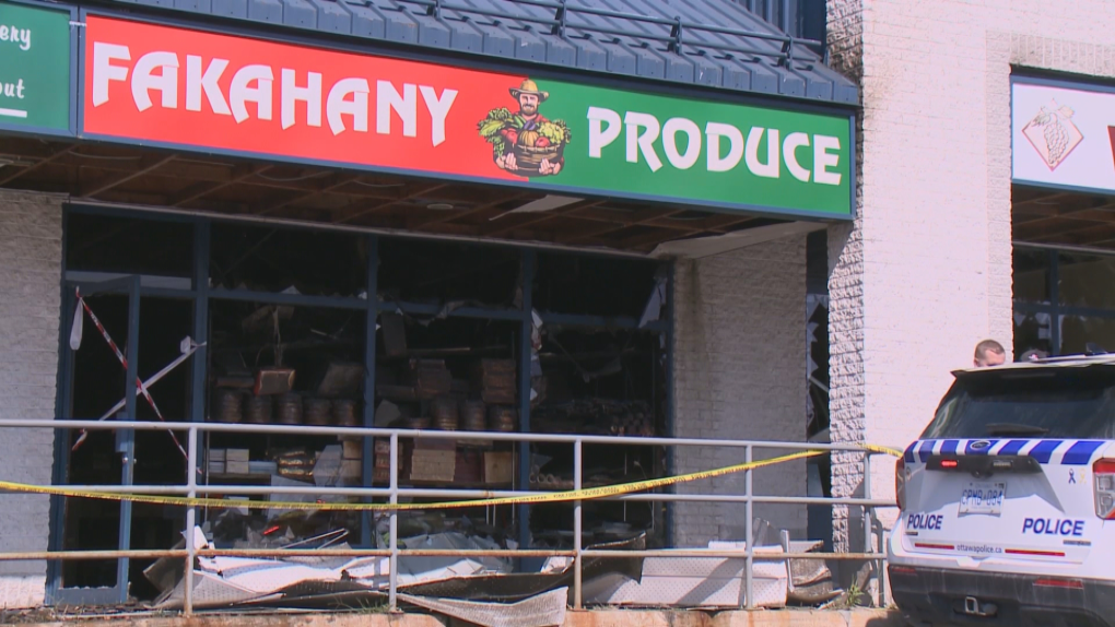 Hazeldean Road fire: Fire damages strip mall in Kanata [Video]