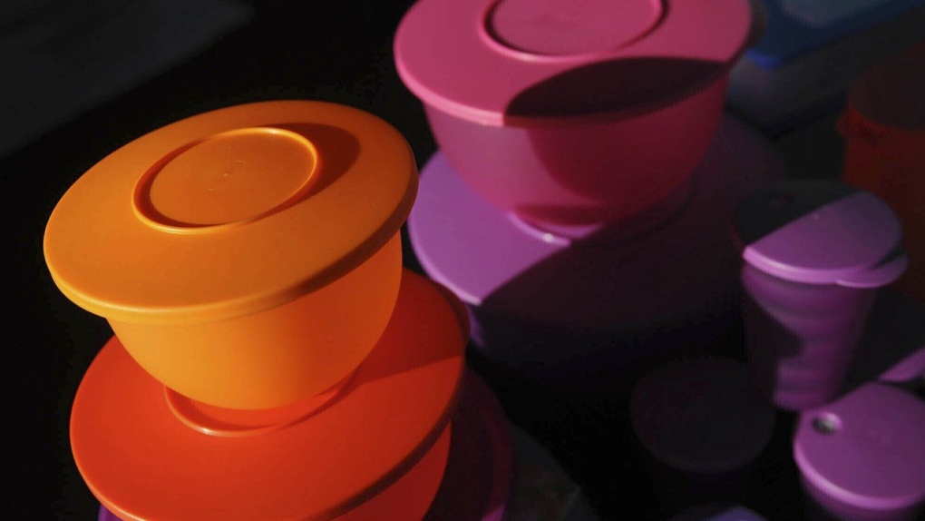 Tupperware company files for bankruptcy [Video]