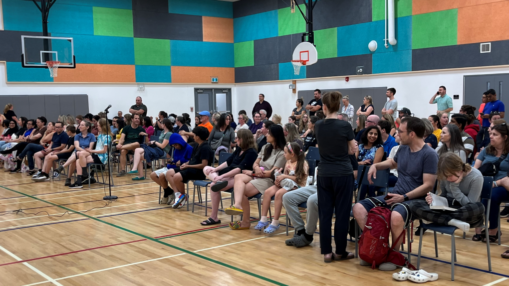 Maplewood Secondary School: City inspecting school again Thursday, parents told [Video]