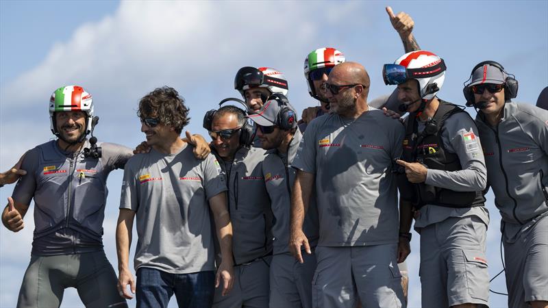 Luna Rossa Prada Pirelli bounce back from adversity to secure place in the Louis Vuitton Cup Final [Video]